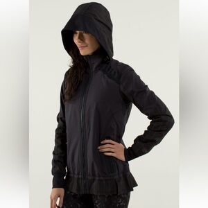 Lululemon Run: Bandit Jacket Black Size 10